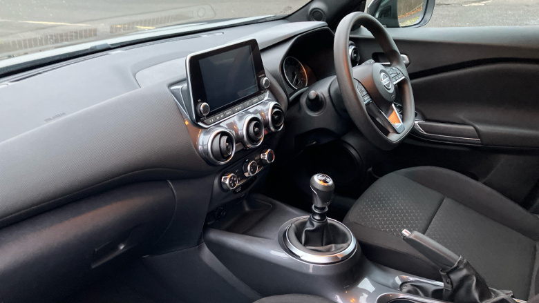 Nissan Juke 1.0 DiG-T Acenta 5dr Petrol Hatchback